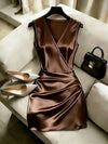 Vestido De Fiesta Corto Raso Cuello V Con Detalle Kica Chocolate Raso S